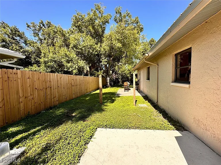 16363 Teresa Ln — Photo 13