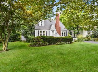 21 Sycamore Dr, New Middletown, OH 44442