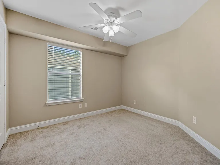 20319 Arbolada Green Ct — Photo 19