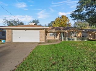 1201 Pembrook Dr, Waco, TX 76710
