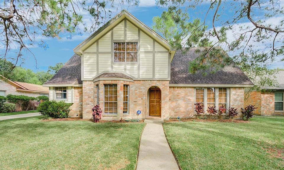 1st image of 2123 Briargreen Dr