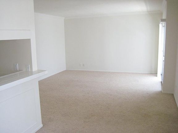 5th image of 11711 Goshen Ave APT 7