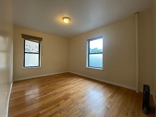 3rd image of 37 Payson Ave #B1