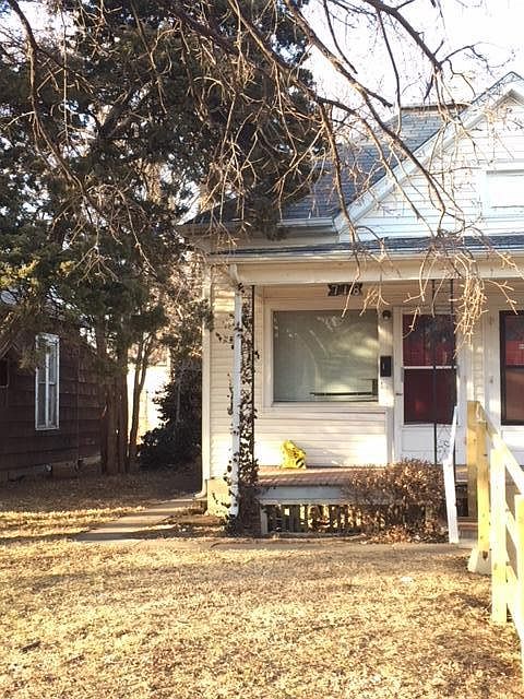 1st image of 718 Park St