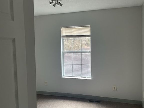 3rd image of 170 Wertz Ave #A