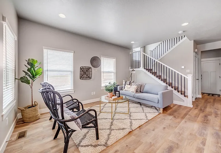 2502 N Cormac Pl — Photo 5