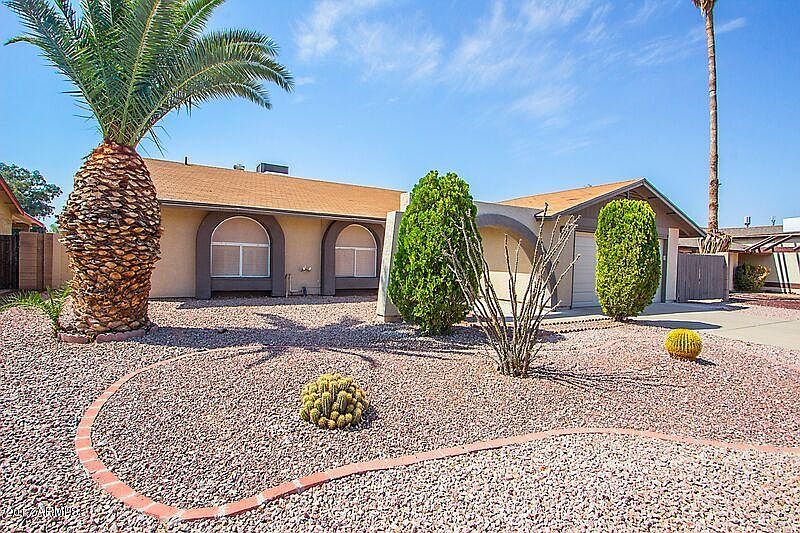 1st image of 5819 W Campo Bello Dr