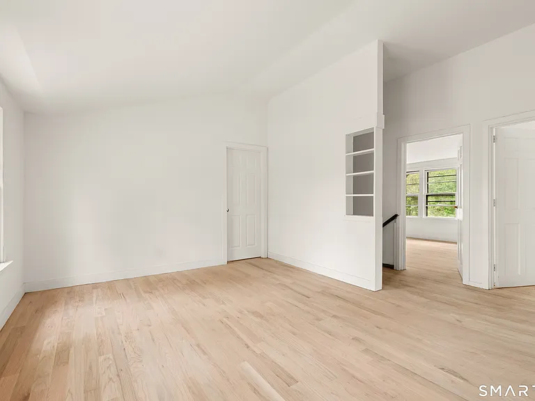 1335 Wolf Hill Rd #2 — Photo 10