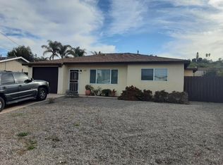 1327 Calera St, Vista, CA 92084