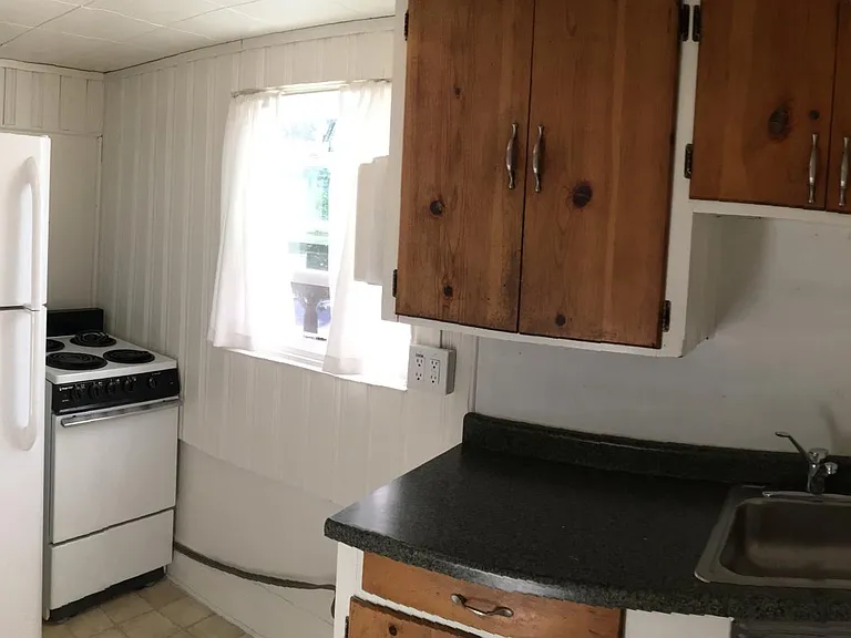 1434 Ferry St SE #7 — Photo 5