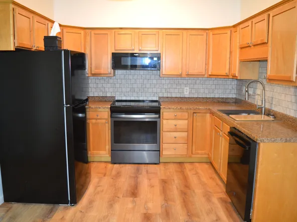 2639 Osmundsen Rd, Fitchburg, WI 53711