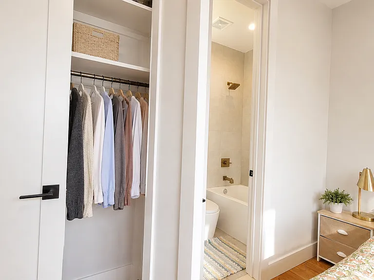 2086 5th Ave #Penthouse C — Photo 10