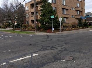 3200 NW 65th St APT 202, Seattle, WA 98117