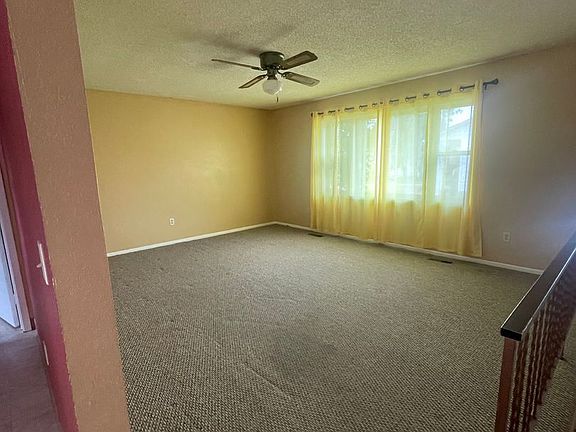 2nd image of 1326-1328 Babcock Blvd