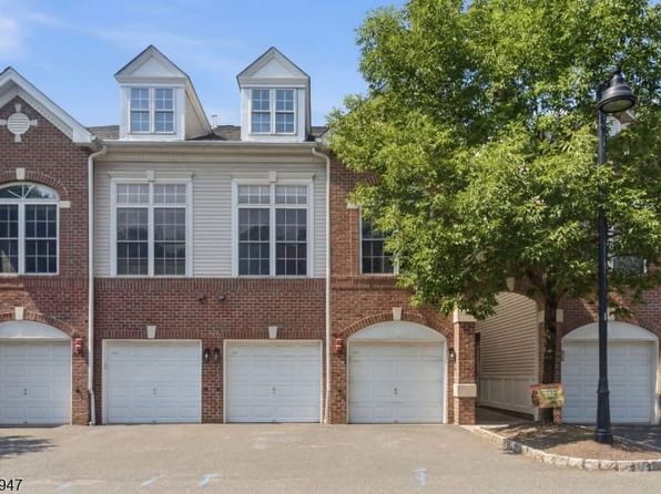 408 Donato Cir