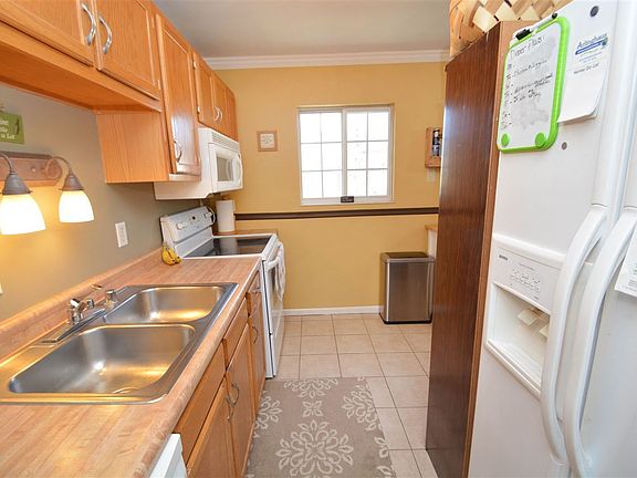 3rd image of 4139 Farmwood Ct