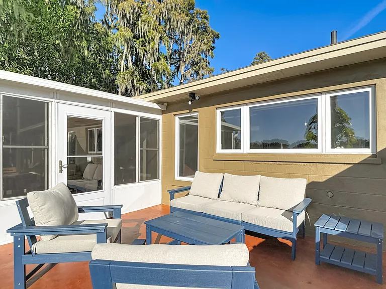 17208 Orangewood Dr — Photo 54