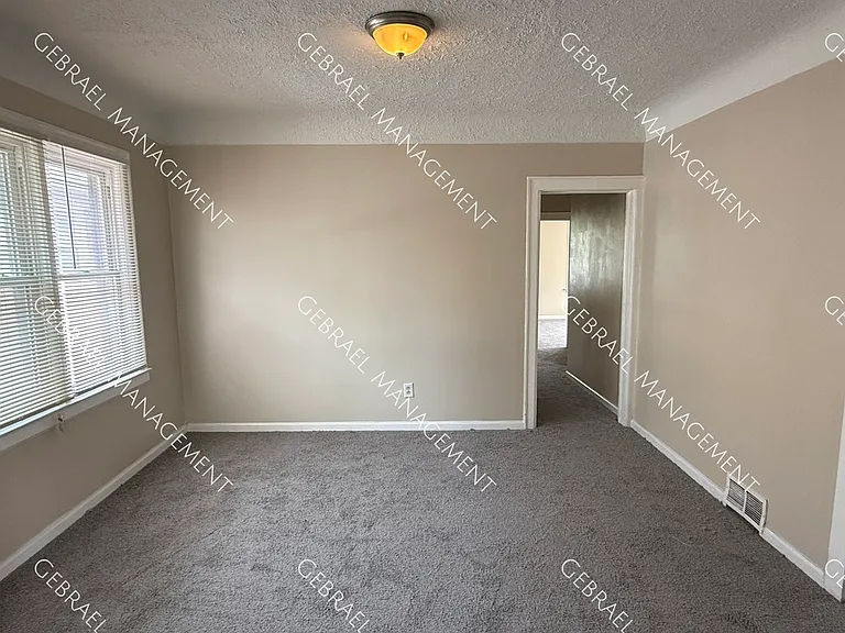 12686 Stoepel Ave — Photo 14