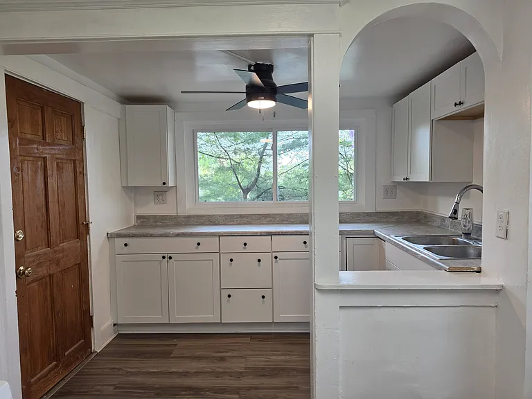 60 S Greenbush Rd #1 — Photo 9