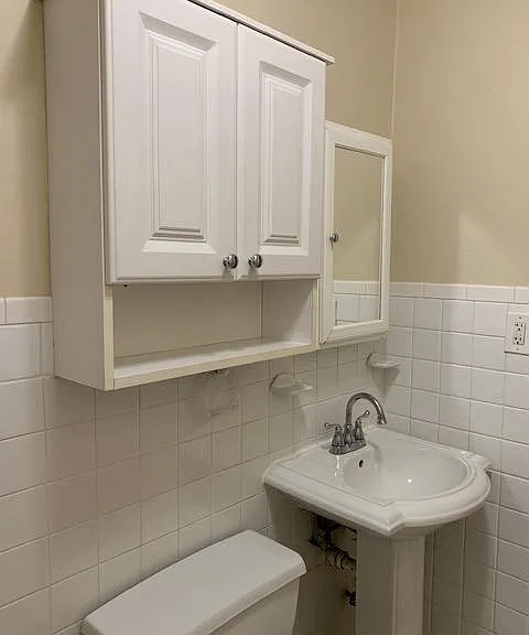 288 Monmouth St #1 — Photo 5