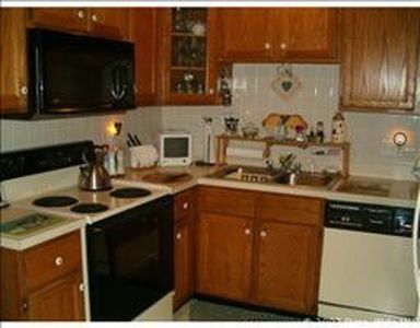 1302 Brookhaven Ln, Woonsocket, RI, 02895