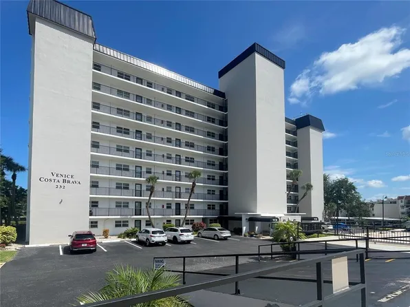 232 SAINT AUGUSTINE AVENUE #404, VENICE, FL 34285