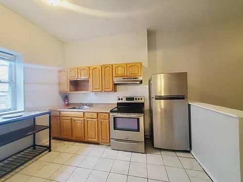 366 Forrest St Photo 1