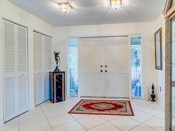 5th image of 3866 Wilshire Dr #14