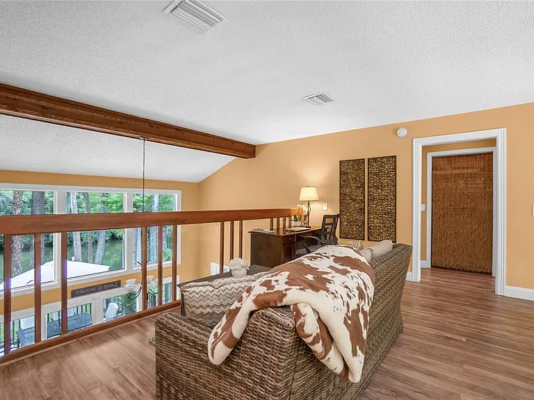 28 Rivertrail Dr — Photo 15