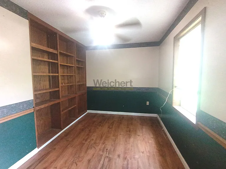 4900 Stidham Ln — Photo 6