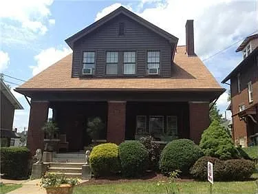 518 E Brady St photo 1