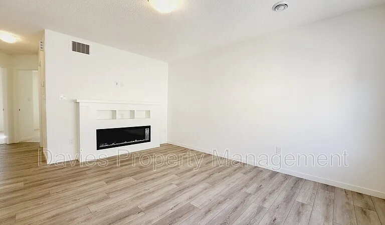 1530 Tamarack Blvd NW #123 — Photo 4
