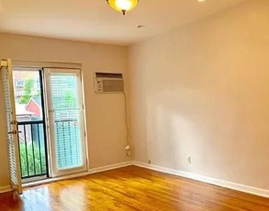 5th image of 76-05 Caldwell Ave #2