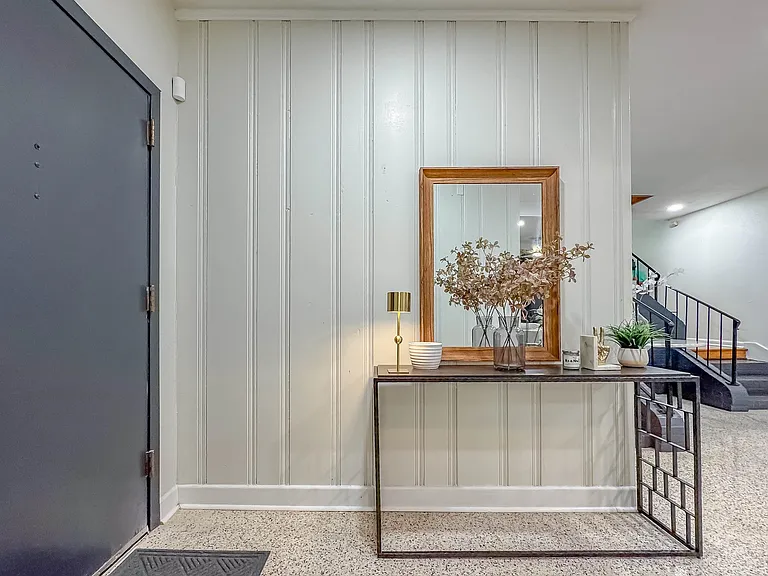 1044 Seminole Dr — Photo 45