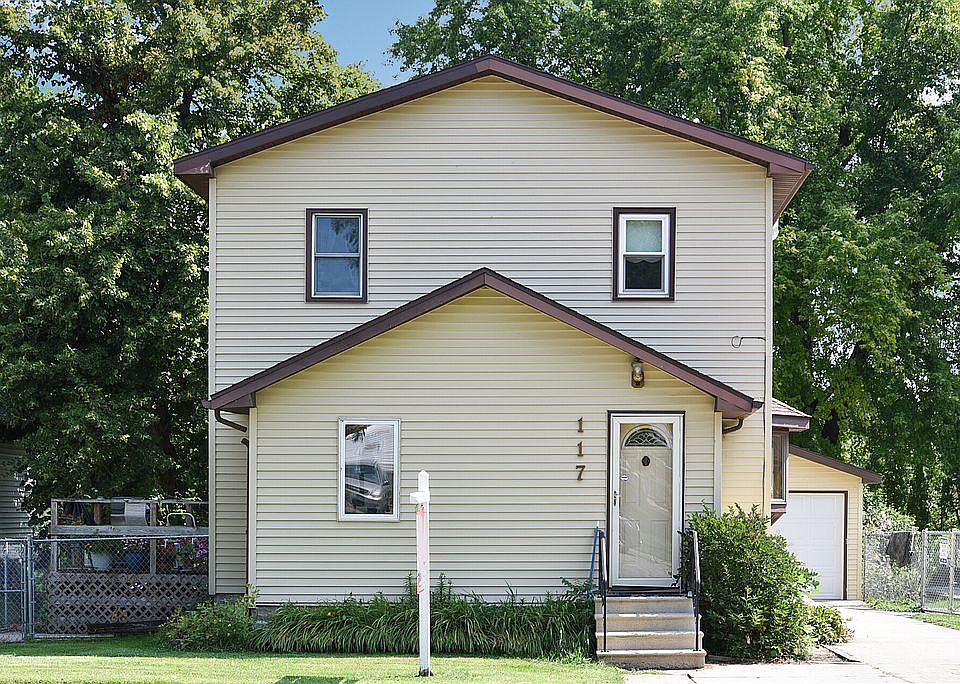 1st image of 117 N Agency St