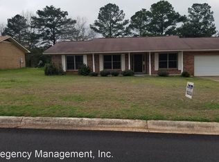 305 Pondella Dr, Enterprise, AL 36330