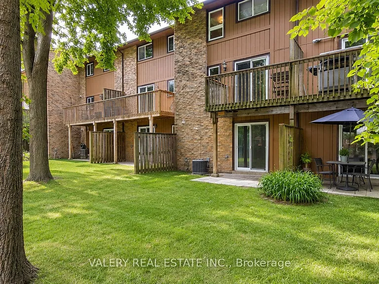 2359 Birchmount Rd #24 — Photo 4