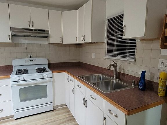 4th image of 2421 W Palmer St #1
