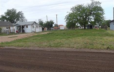 2nd image of 226 Santa Fe St