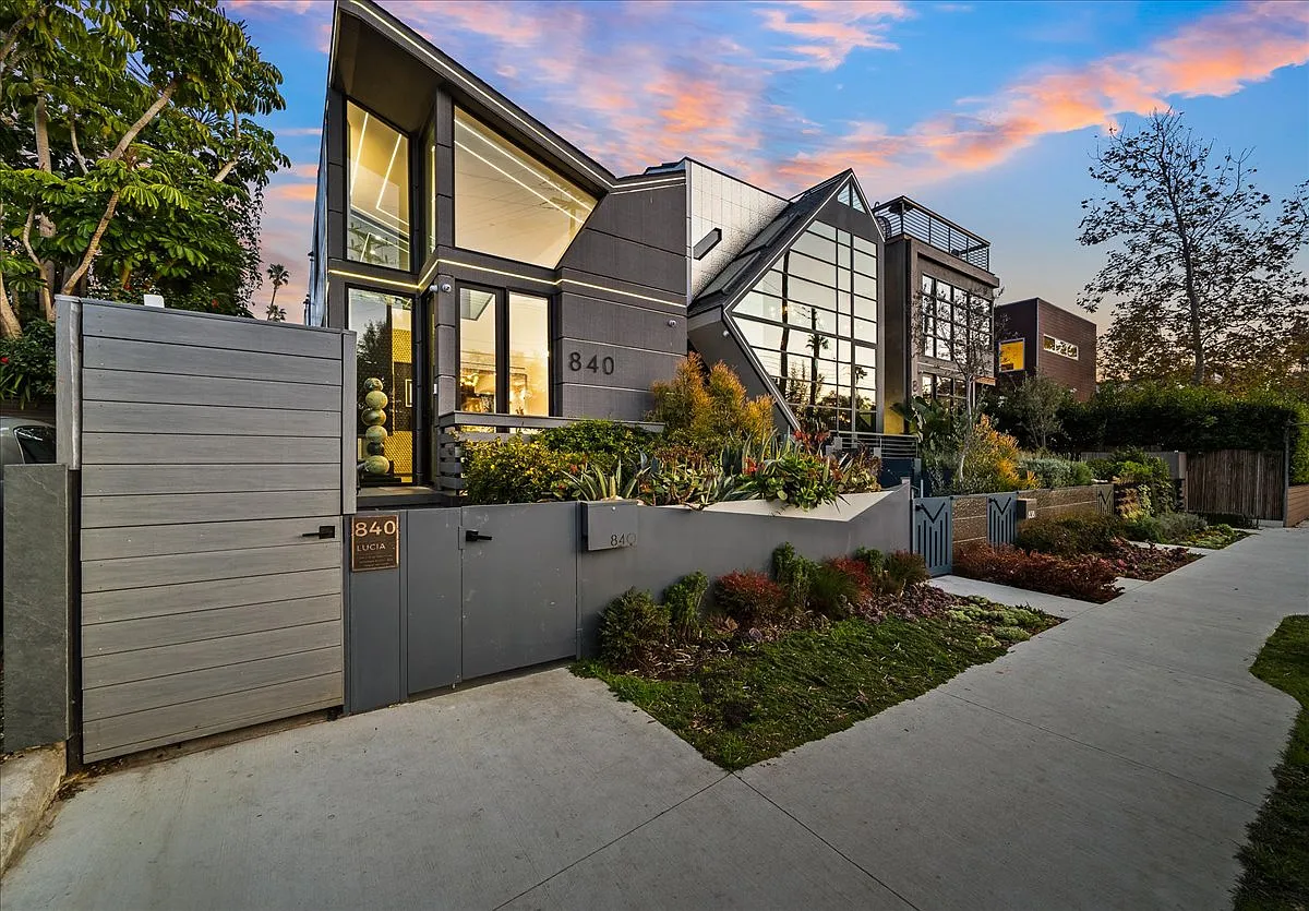 840 California Ave — Photo 4