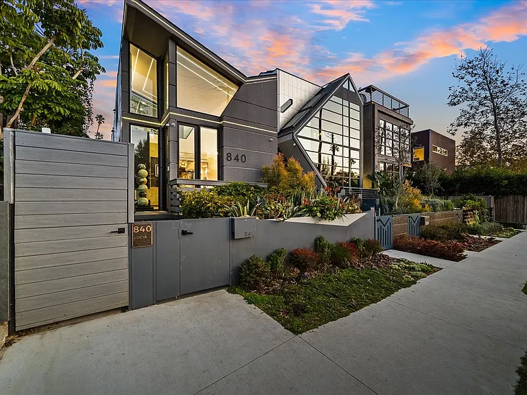 840 California Ave — Photo 4