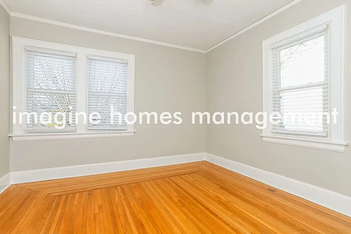 1321 Ryland Ave — Photo 7