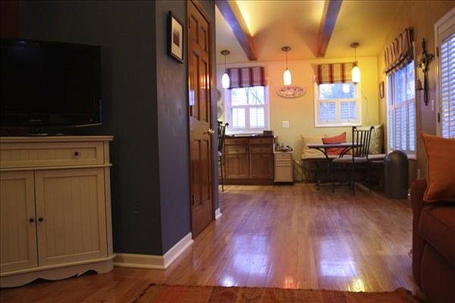 1st image of 1511 South Blvd