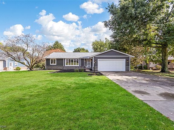 2nd image of 3790 Greenbriar Dr