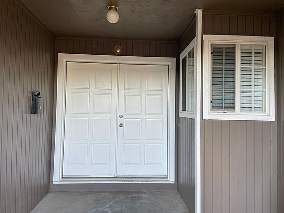 Double door for easy moving.