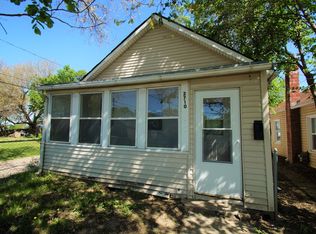 2710 G St, Omaha, NE 68107