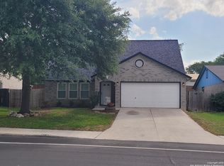 819 S Ellison Dr, San Antonio, TX 78245