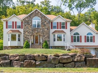 69 Continental Rd, West Milford, NJ 07480