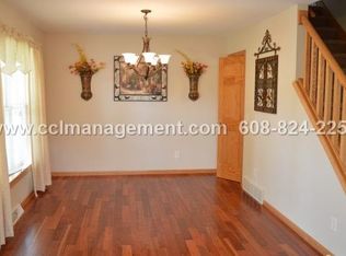 13 Crawling Stone Cir, Madison, WI 53719