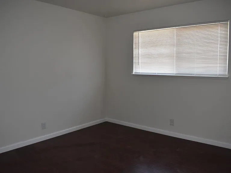 27942 Manon Ave #C — Photo 32